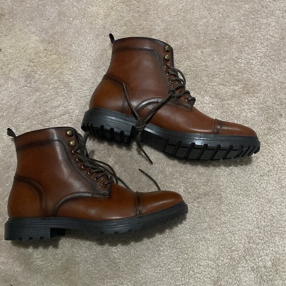 Brand New Men’s Perry Ellis Beacon Boot in Cognac size 9 - Picture 5 of 7